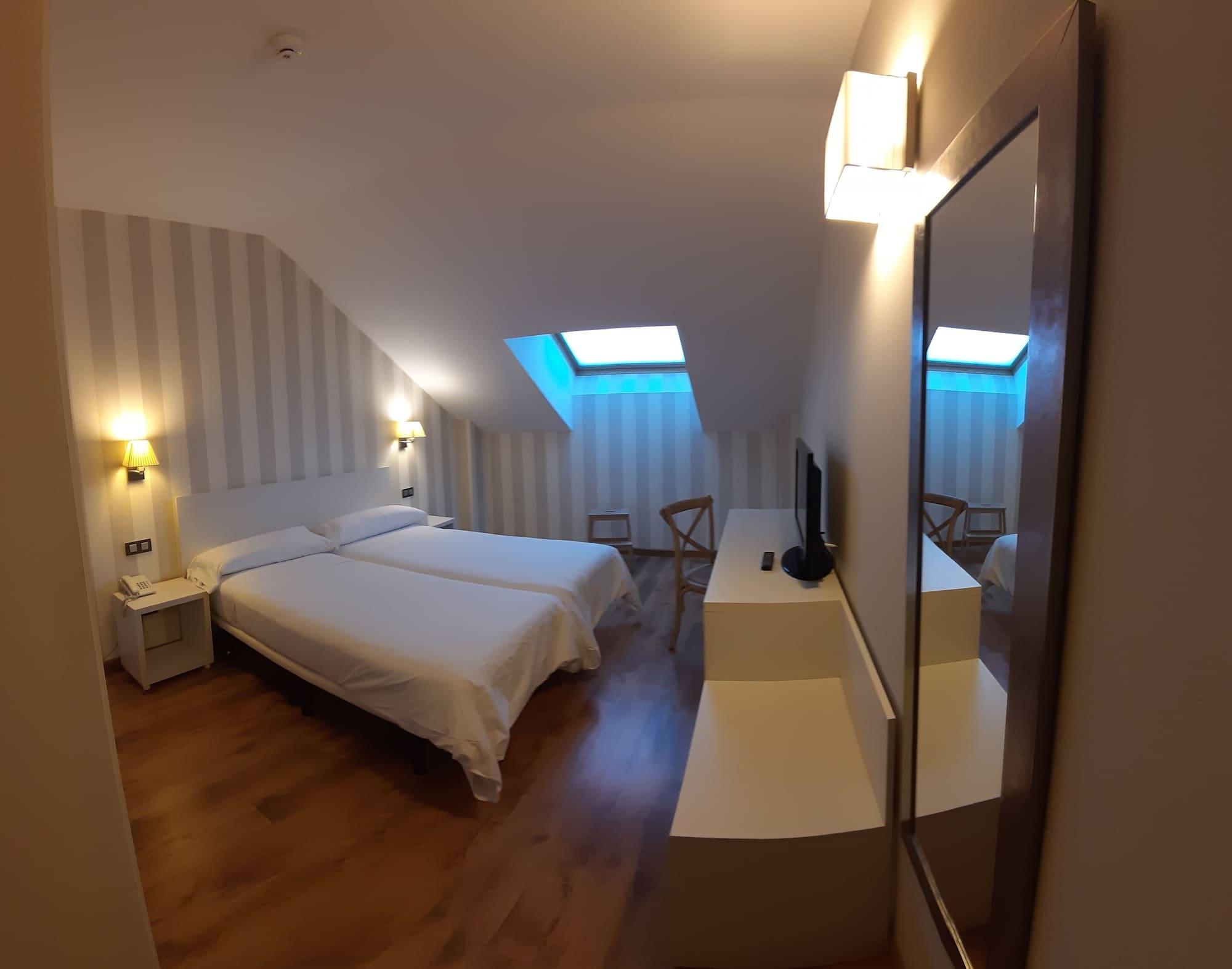 Hotel Pago Del Olivo Симанкас Екстериор снимка